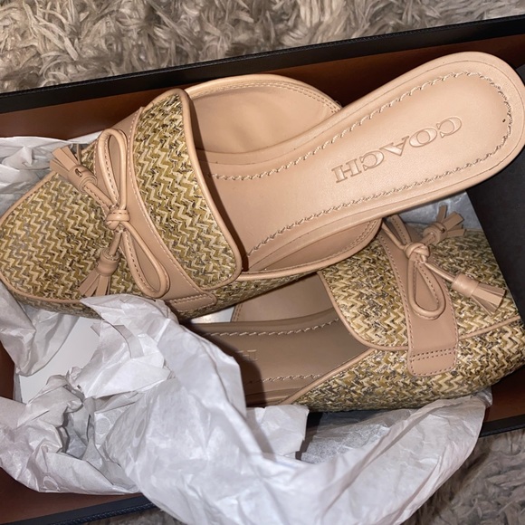 Coach Stassi Raffia Slide - Picture 7 of 9